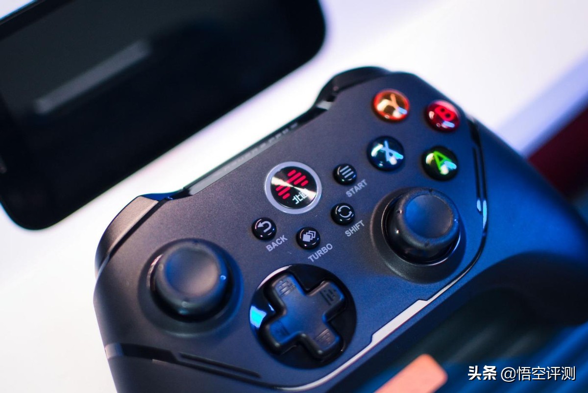 北通阿修罗2pro游戏手柄是哪一款,北通手柄阿修罗2pro测评