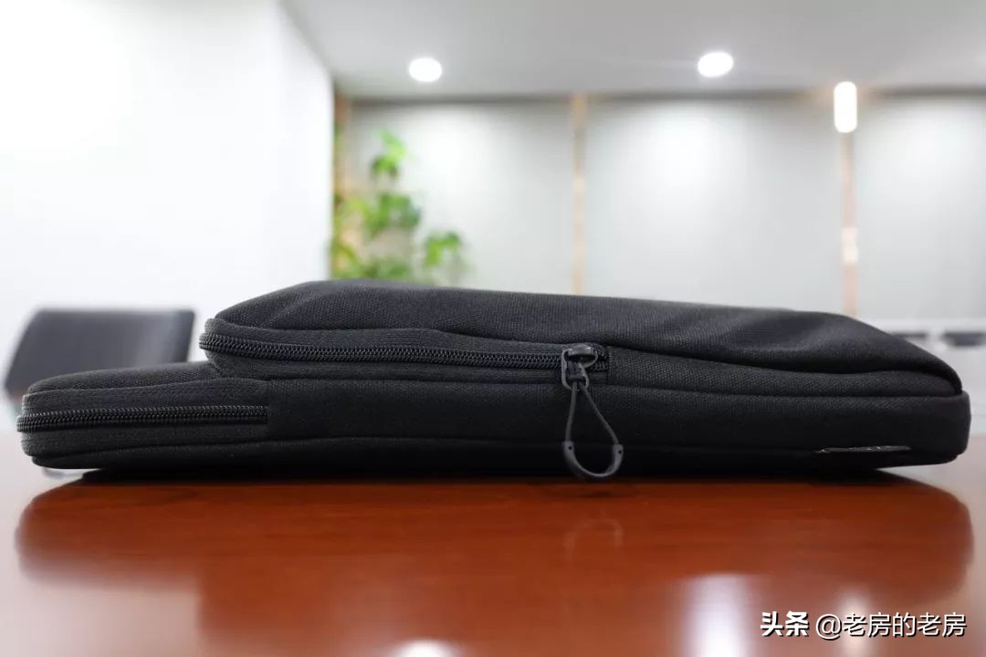 MacBook加Switch，tomtoc轻装上阵一包搞定