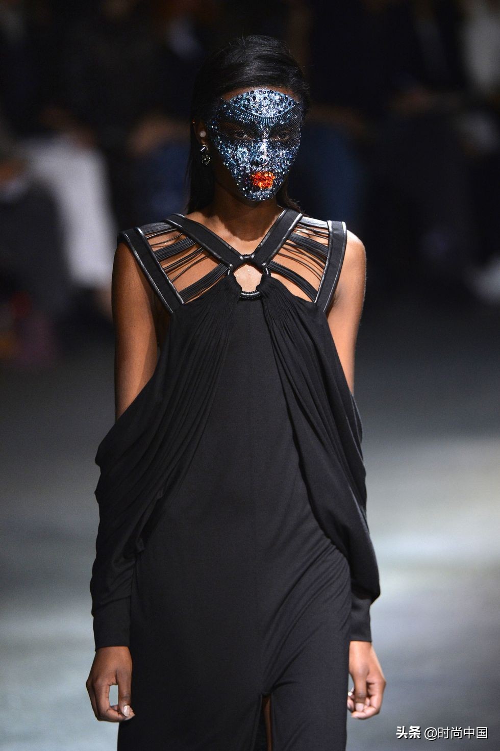 gucci閰掔绯诲垪鍏ㄩ潰瑙ｈ鍙ら┌,gucci鍙ら┌鏈夊暐绯诲垪