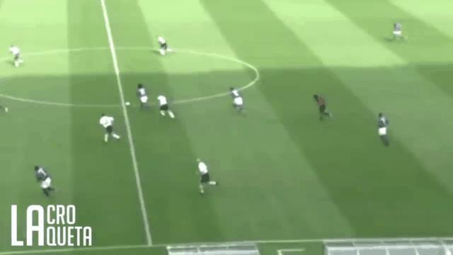 足球超燃瞬间罗纳尔迪尼奥,足球精灵罗纳尔迪尼奥高光时刻