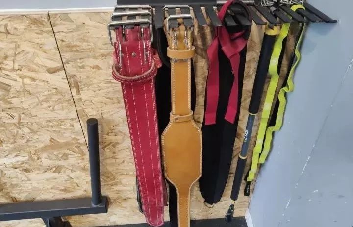 国内健身教练培训机,设备最全健身房