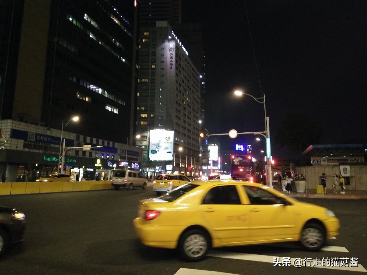 台湾与内地最主要的交通方式,台湾的交通