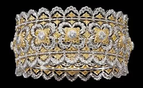 对付女人,没有一件珠宝解决不了的!