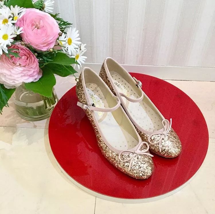 Lo娘最爱的草莓裙！连女神美沙子都疯狂种草