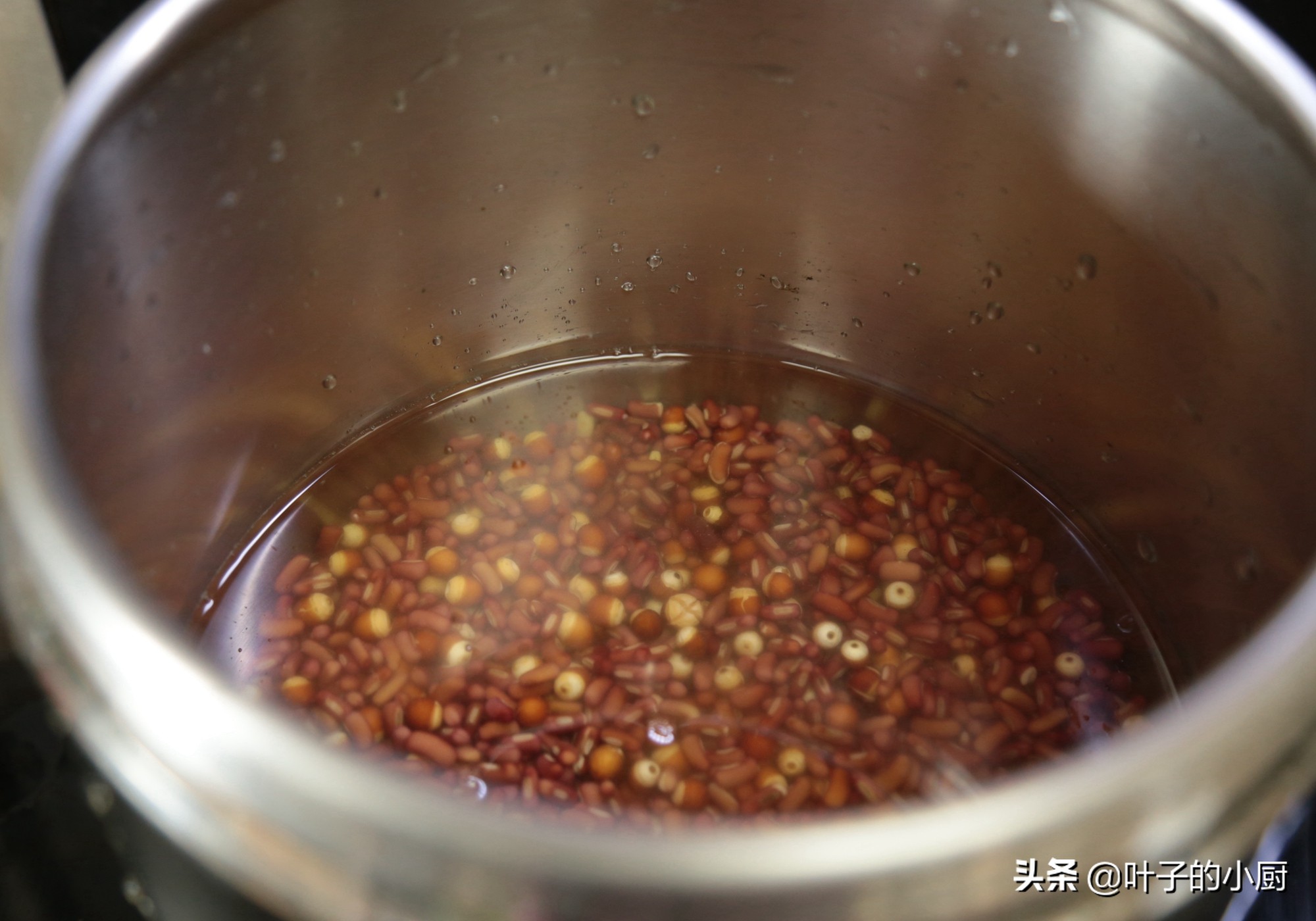 豆沙吃了会不会腹胀,豆沙吃了会胖吗