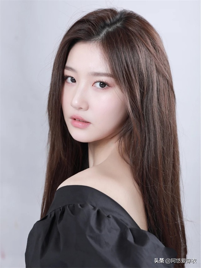 秋天的口红画法教程,秋冬涂口红必备技巧