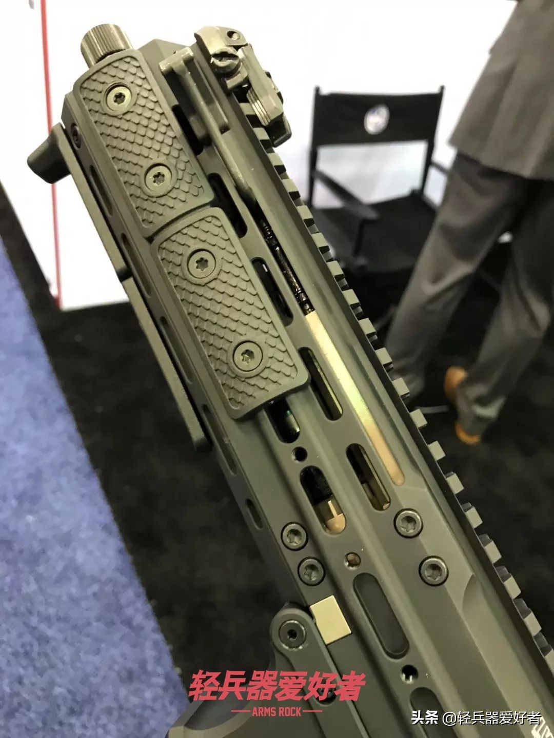 ump45冲锋枪实战射击视频,美国特警装备ump45冲锋枪