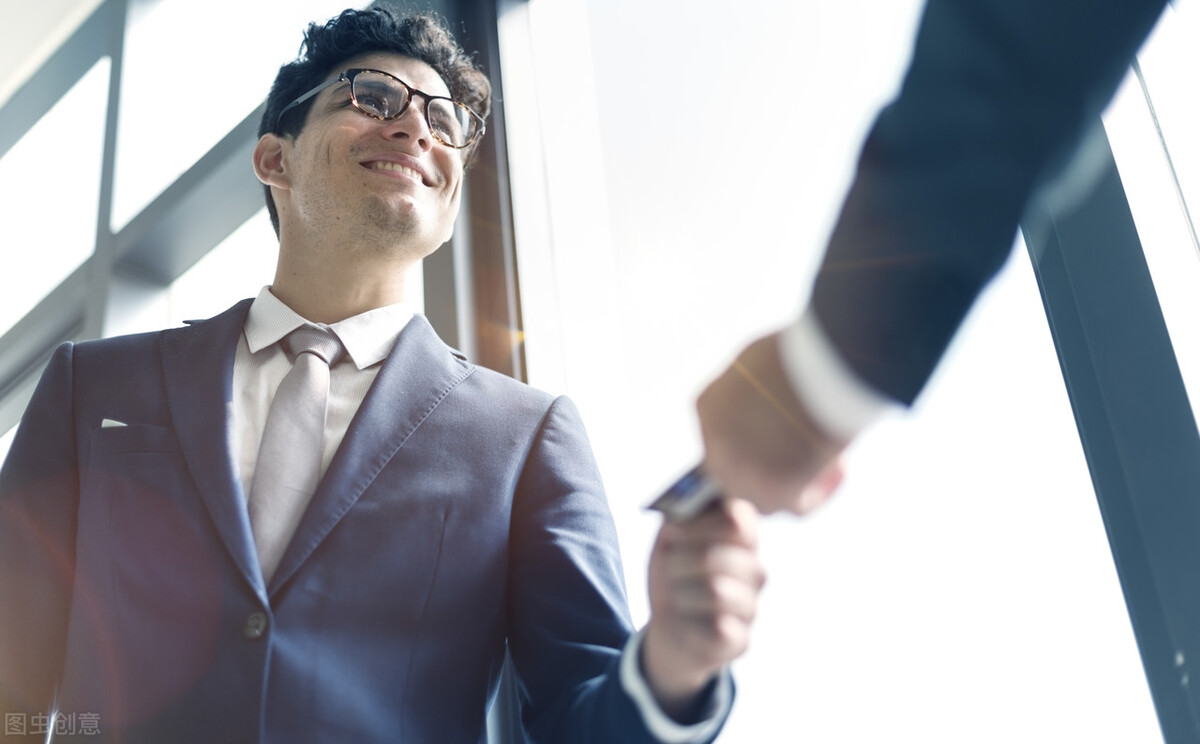 产假没休完领导要求去上班怎么办,产假后被公司辞退说没请假