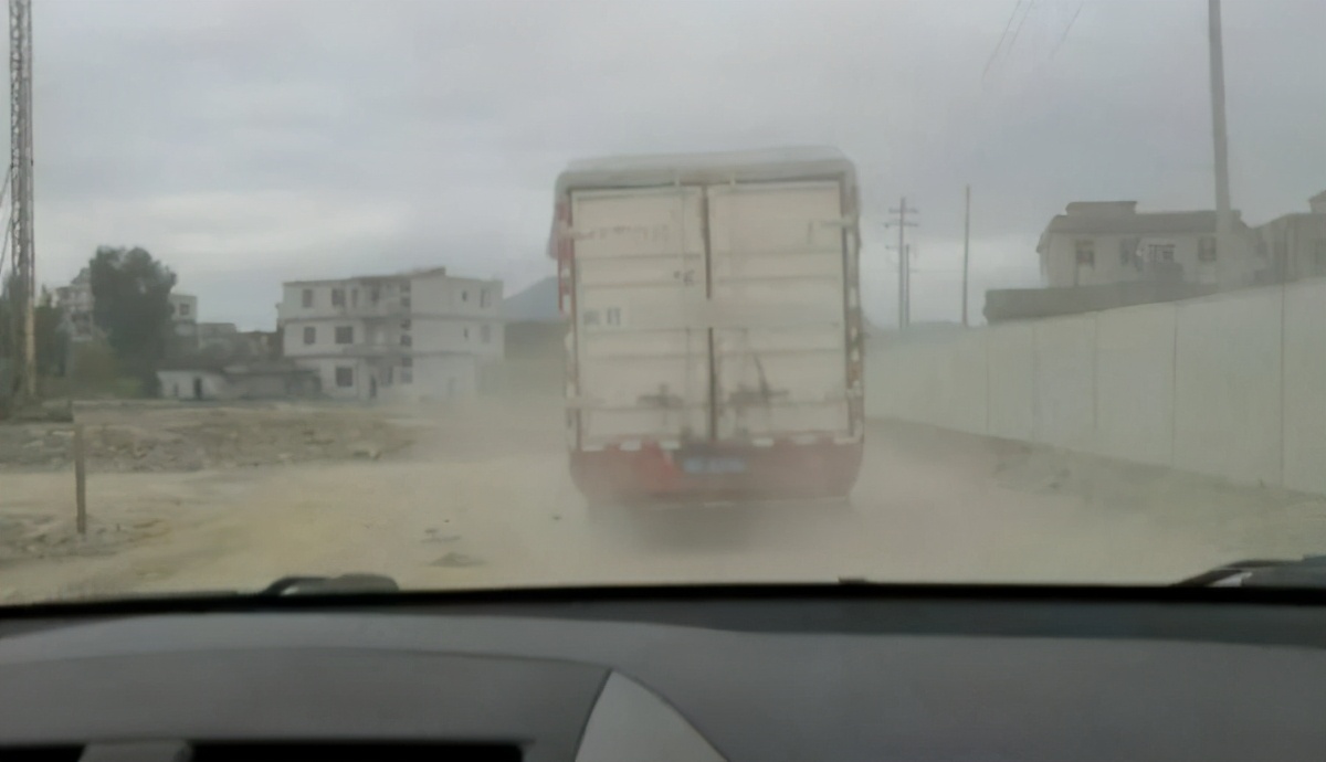 球鞋售假曝光,打假假球鞋