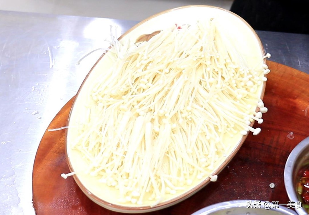 蒸鱼放料酒的正确方法,蒸鱼怎么腌制才入味好吃