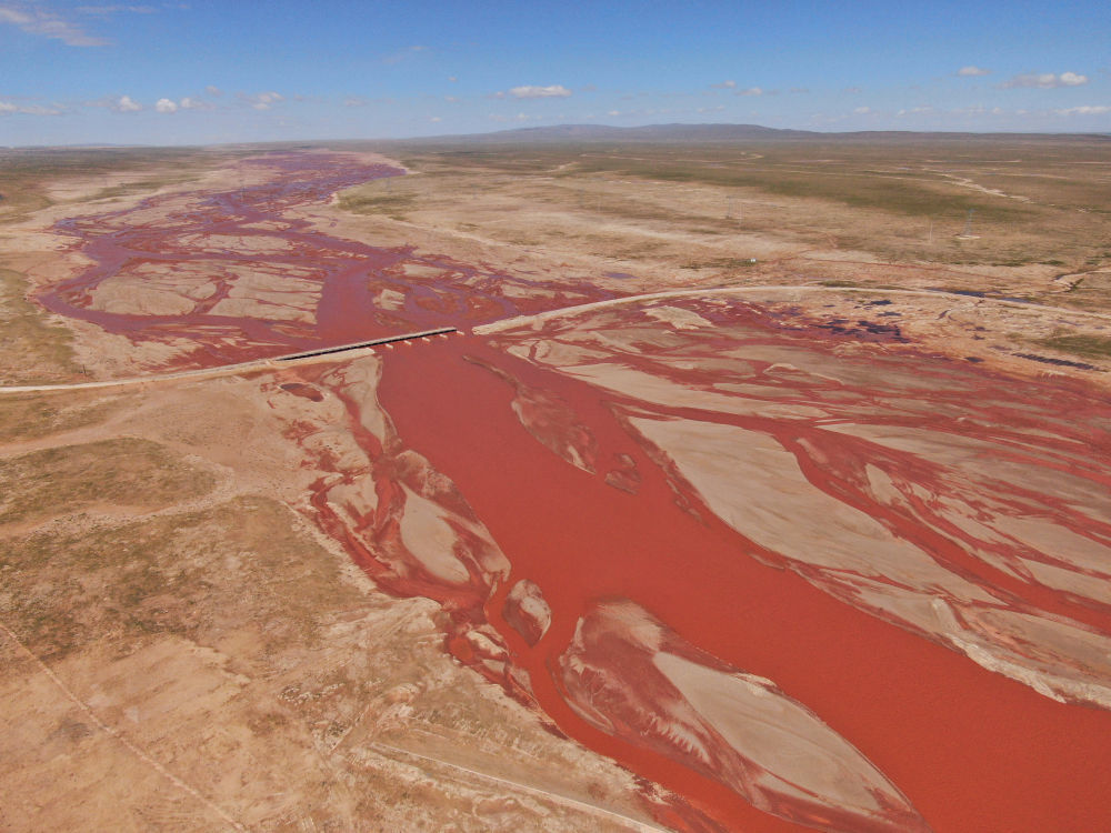 长江和黄河通大海吗,长江跟黄河都是跟大海连接的吗
