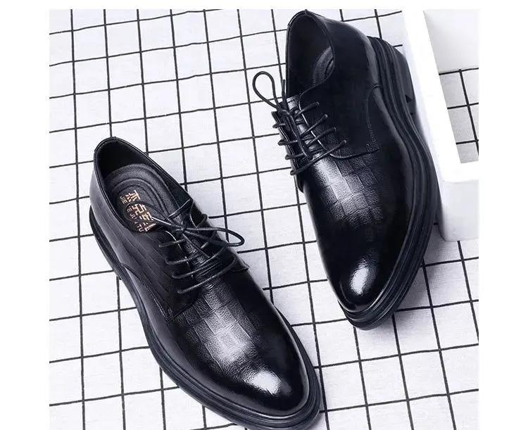 皮鞋晒褪色如何修复,为什么真皮皮鞋发霉就坏了