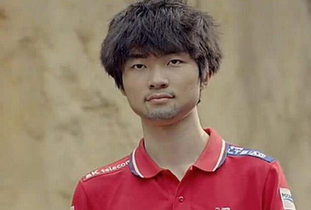 lol职业选手都是怎么切屏,lol切英雄视角