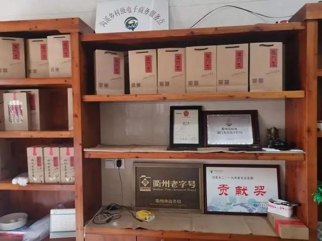 衢州47岁大叔被人叫“宝宝”，靠一招年入500万！凌晨2点都有人抢货