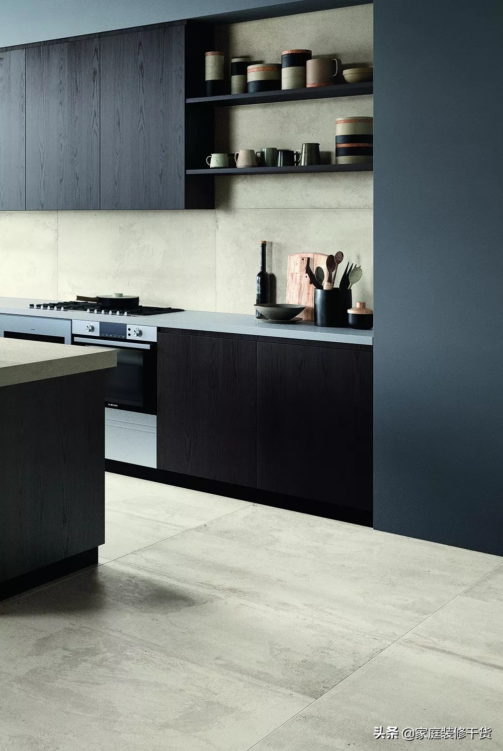 厨房可以移位置吗,厨房烟道可以移位吗