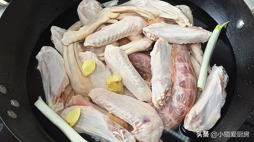 百吃不腻的周黑鸭口味藕片,周黑鸭不辣的教程