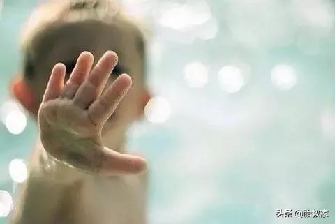 孩子太调皮老公不管不顾,孩子调皮爸爸妈妈有什么好办法