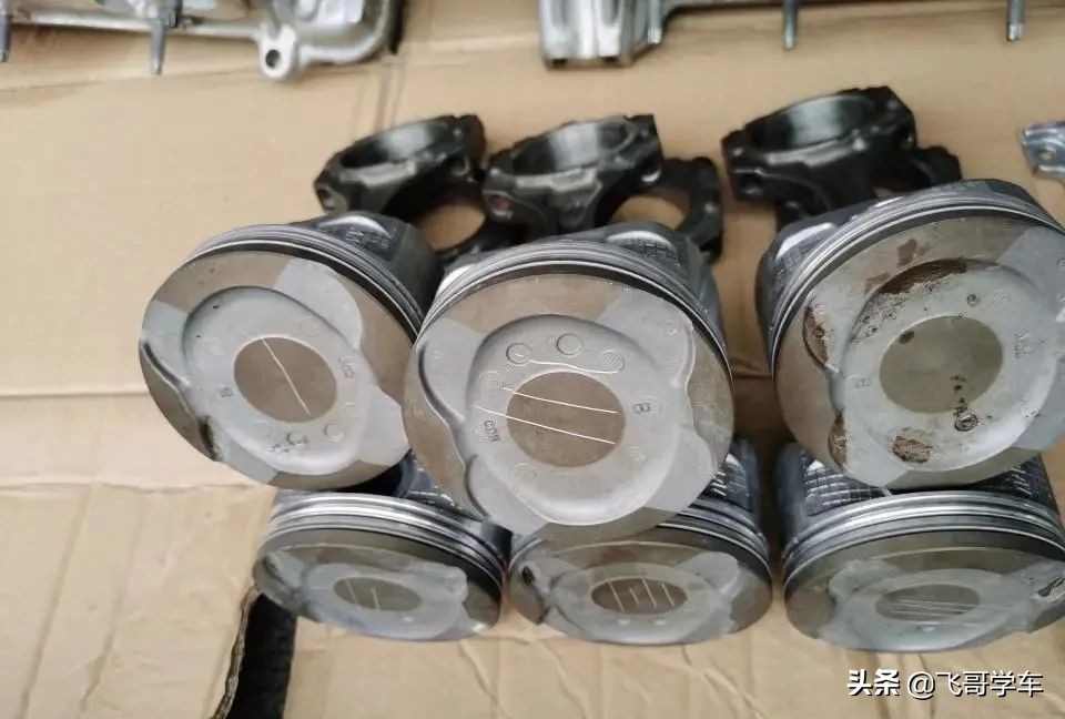 丰田皇冠3.0发动机大修有点共振,皇冠发动机烧机油大修