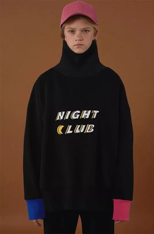 你穿的衣服这么土是大妈风吗,为啥我穿衣服总是那么土