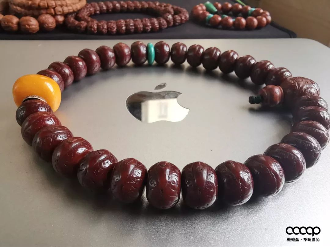 文玩界的万能油是什么油,文玩油和食用油有区别吗