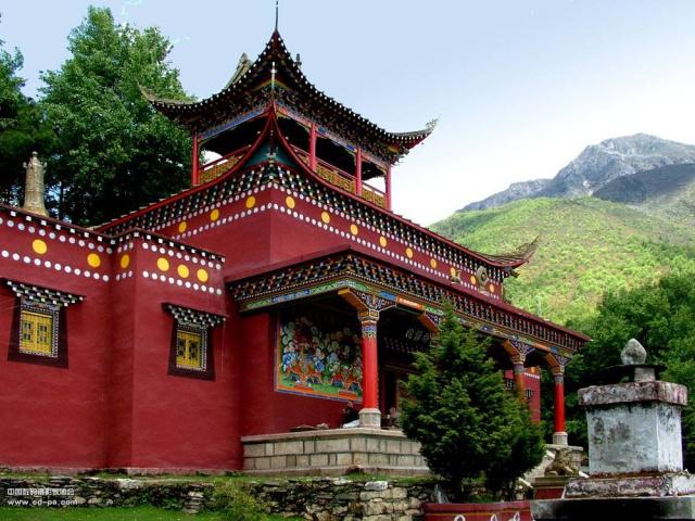 乾隆赐名最大的寺庙,乾隆题字的寺庙