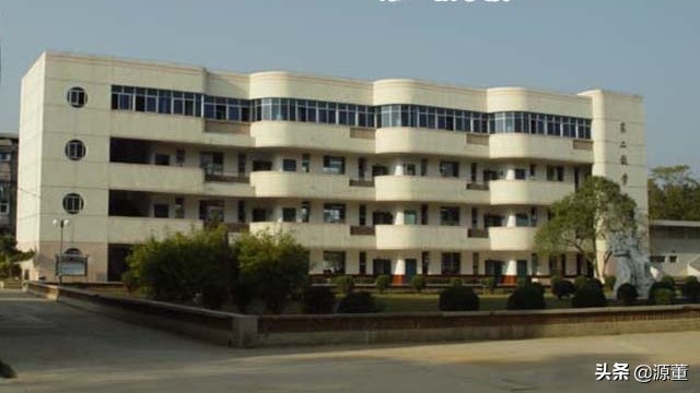 景德镇浮梁一中是省重点高中嘛,景德镇一中好吗