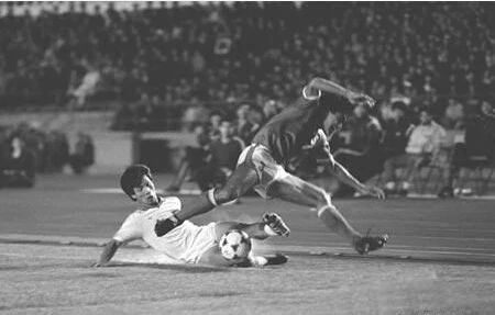 从顽疲小子到如今,长沙老球迷亲历的中国足球