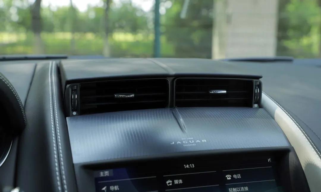 捷豹f-typevs保时捷718s宝马z4,2018款3.0t捷豹f-type现车