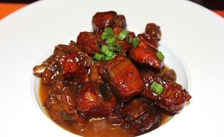 做红烧肉为什么会崩呢,做红烧肉误放香油怎么办