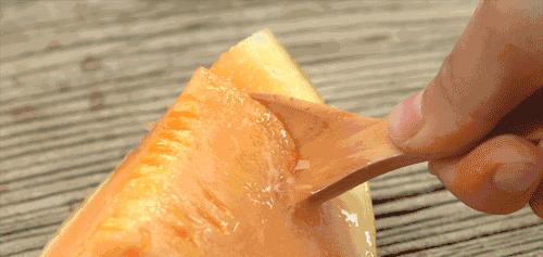 30万斤黄金蜜瓜卖不动！这甜蜜的烦恼，让散户果农们苦不堪言