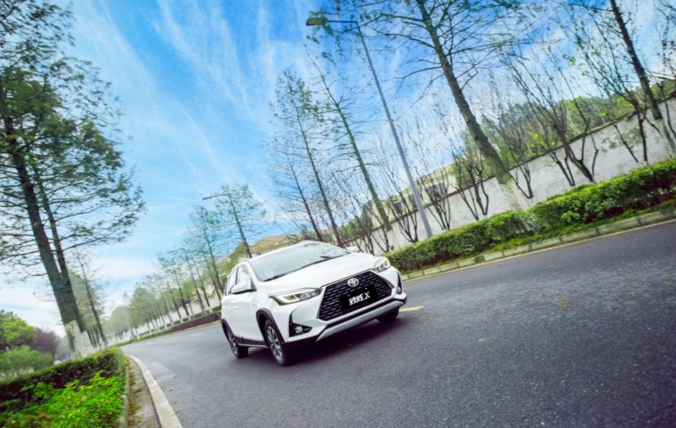 今年度卖得最好的小型车,丰田致炫1.5自动挡新车报价2021年