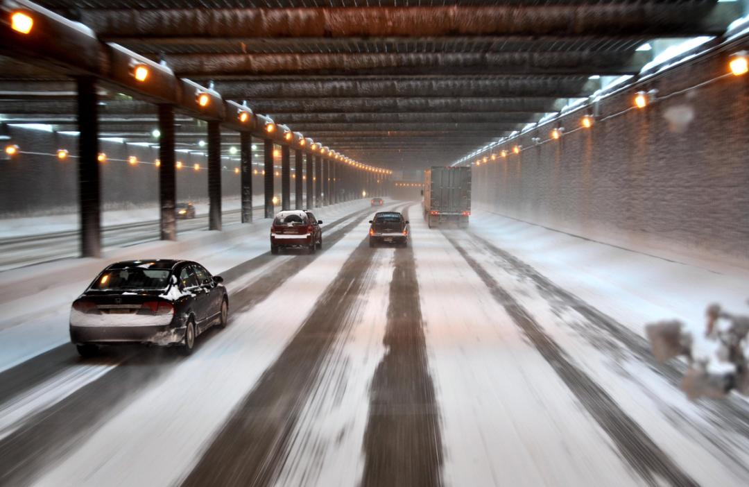 冬天柴油冷车启动困难怎么回事,寒冬汽车冷启动注意事项