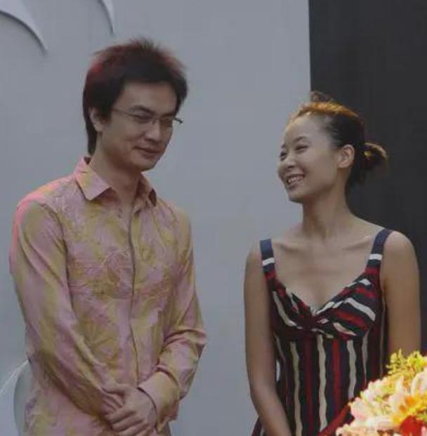 凤凰卫视女主持人柯蓝,柯蓝至今未婚