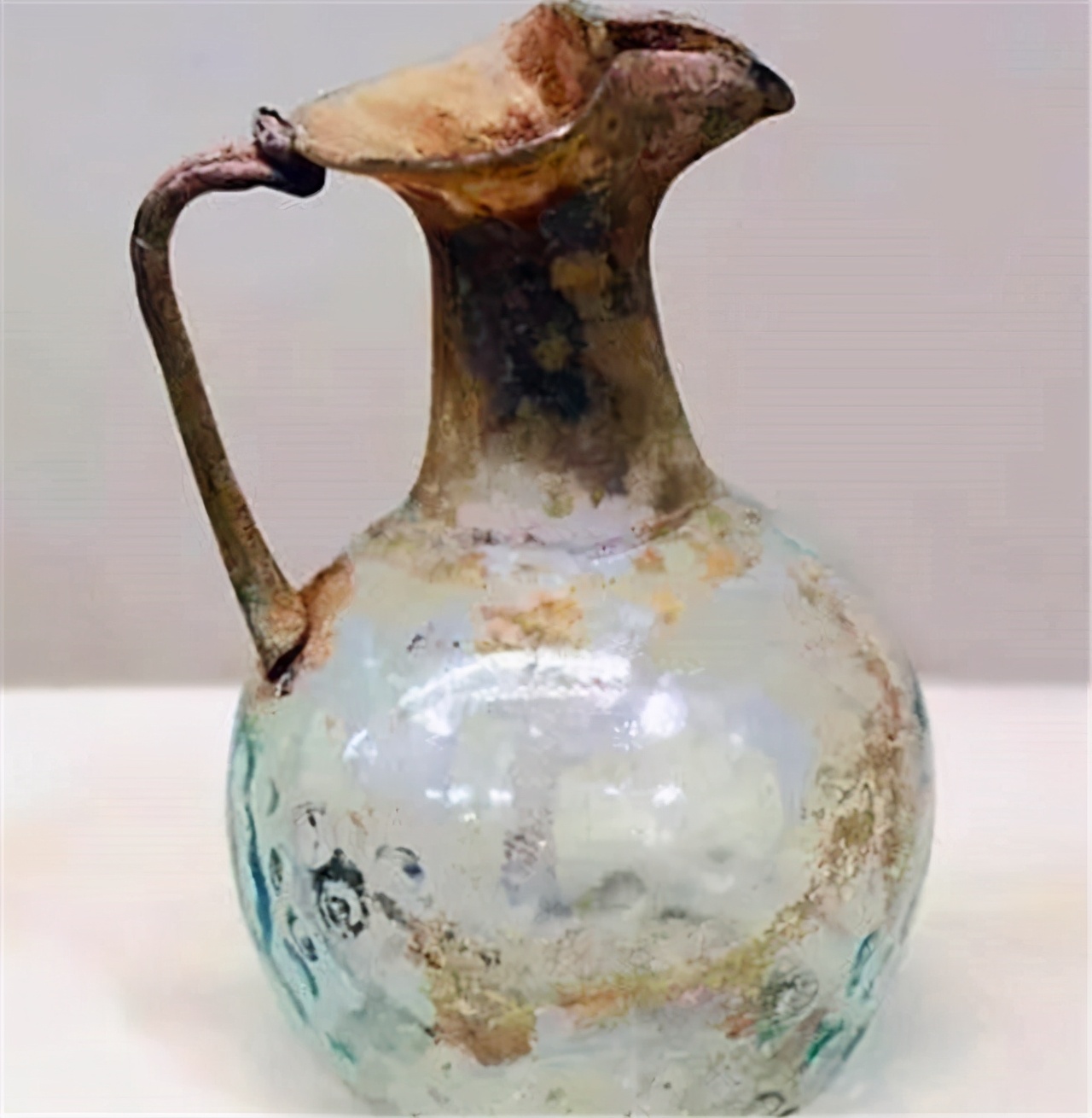 名器“琉璃”，价比玉高，为何常被古人用作建筑材料？