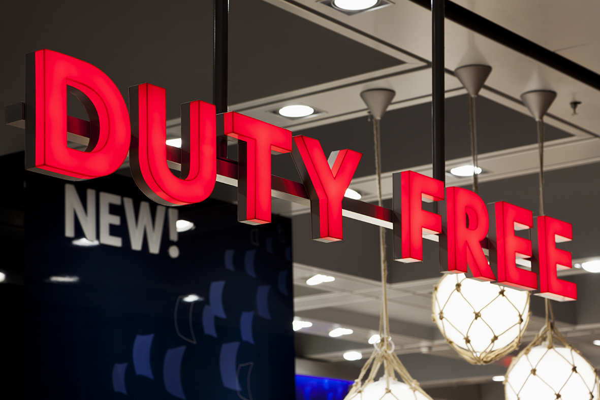 玩转全球航空摄影攻略,全球最便宜的机场免税店