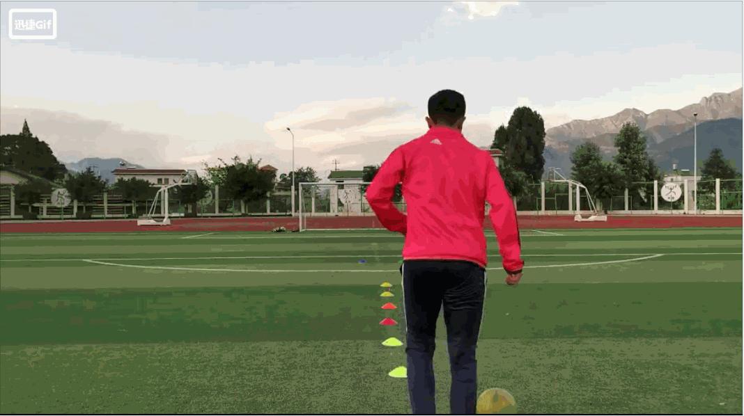 adidaspredatormutator20.1榛戠豢,adidaspredator19.3閾堕粦璇勬祴