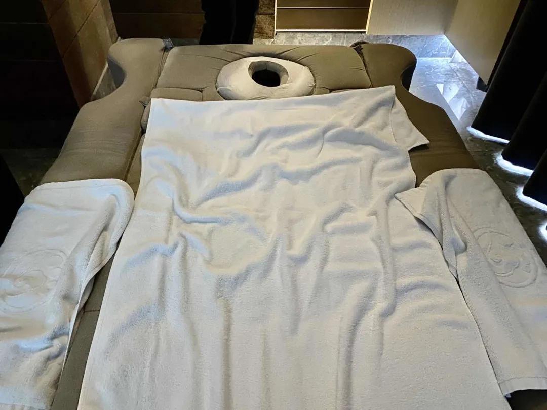 去长沙必去茶颜悦色,来长沙打卡茶颜悦色的朋友圈文案