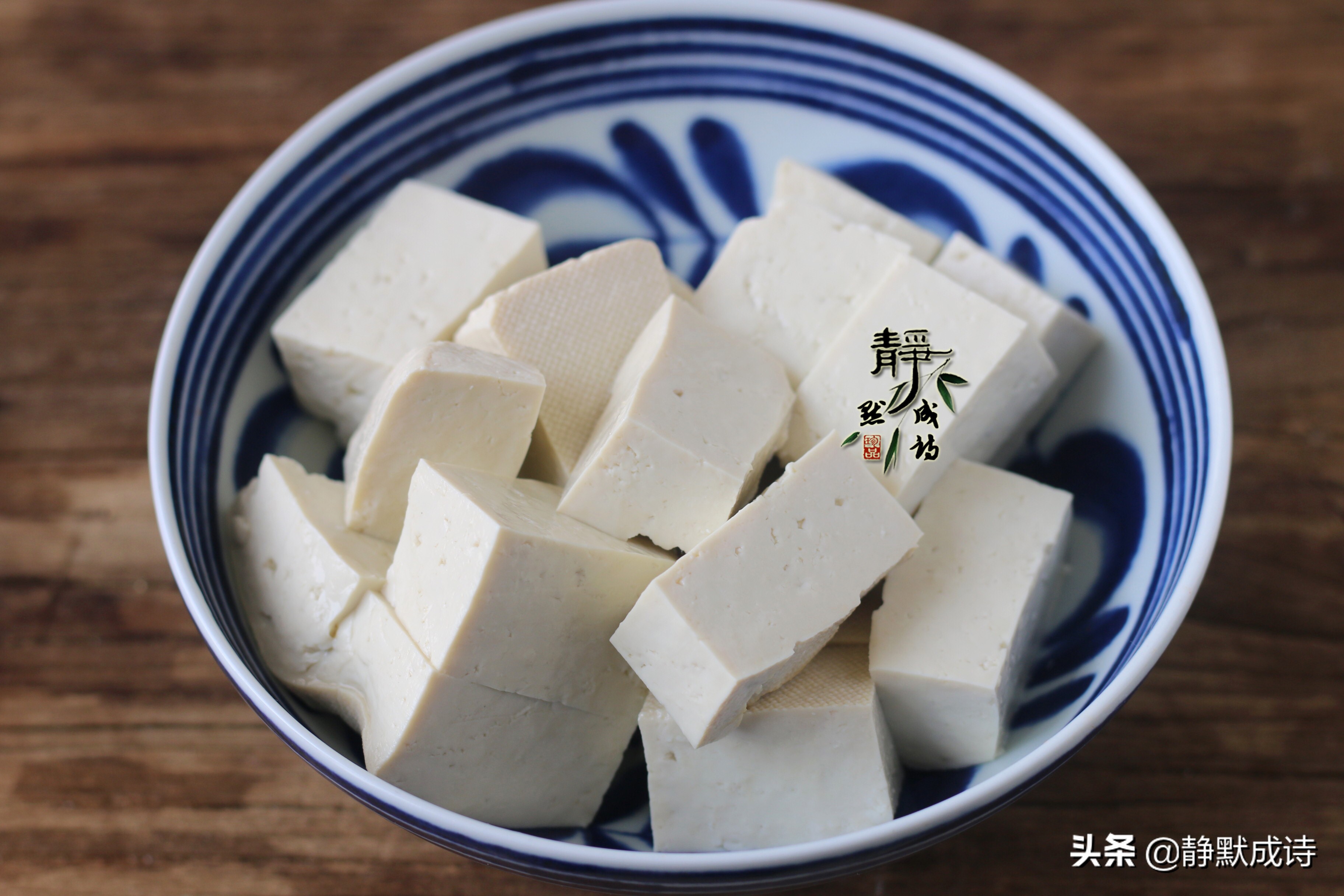 绿叶菜炖久了会不会变黄,为什么绿叶菜煮了变黄