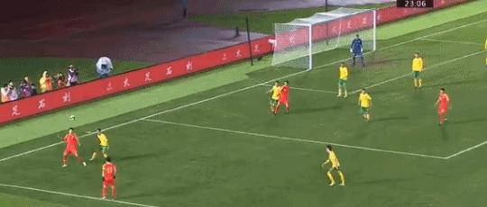 娱乐圈和体育圈代沟,如何看待足球圈混乱