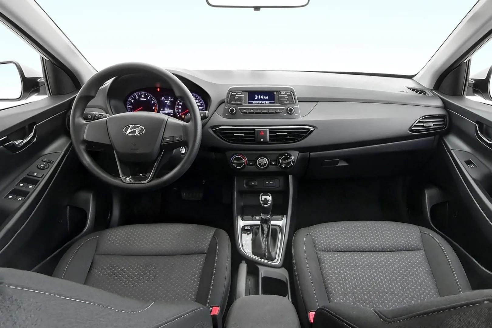 2019年现代悦动1.6自动评测试驾,现代悦动真实评价