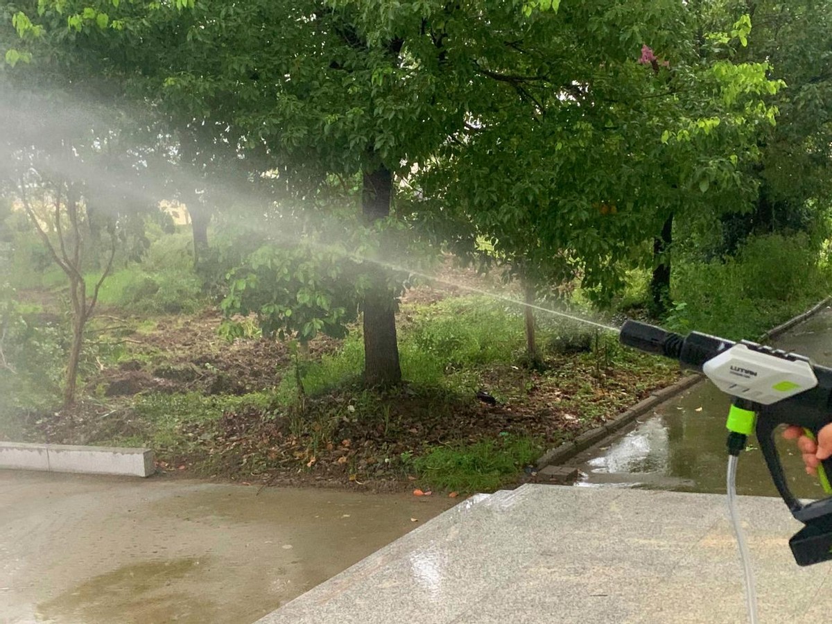 户外简易自助洗车机,绿田沙漠之鹰无线洗车机评测视频