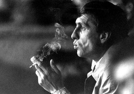 爱抽烟的格雷福斯,爱抽烟爱跑步的人