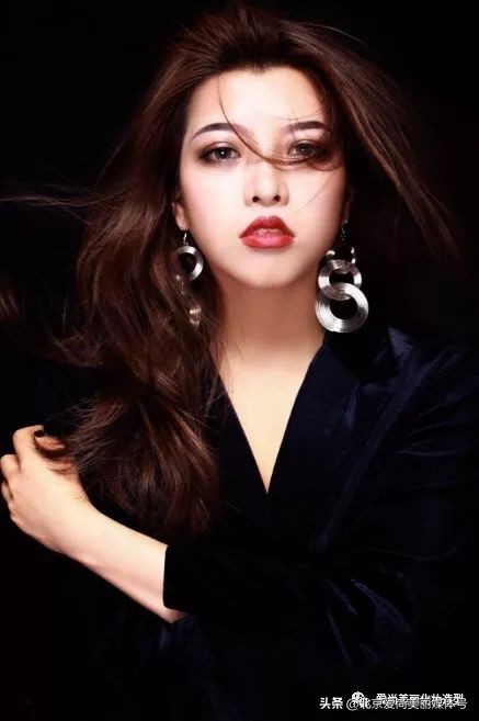 你可能也需要学习爱尚美丽百变都市丽人造型