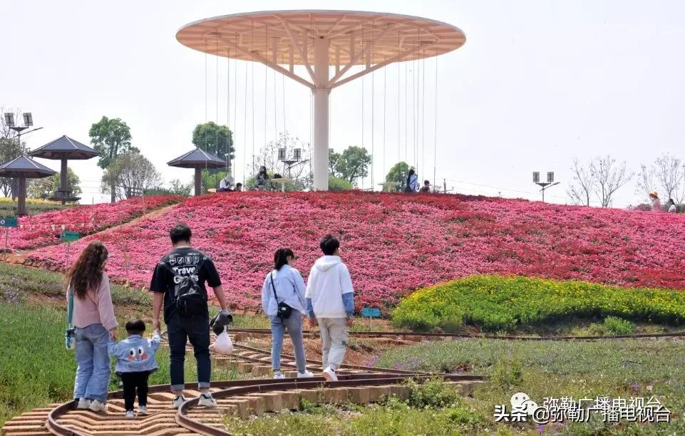 弥勒美食推荐离湖泉景区最近,弥勒五彩云池风景区