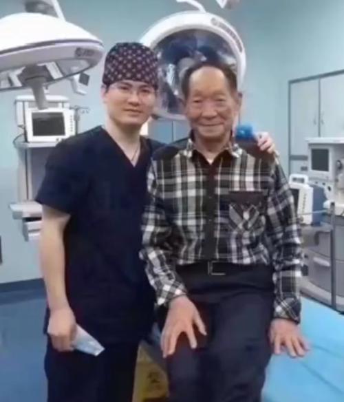 袁隆平曝光,袁隆平上睑皮肤松弛矫正