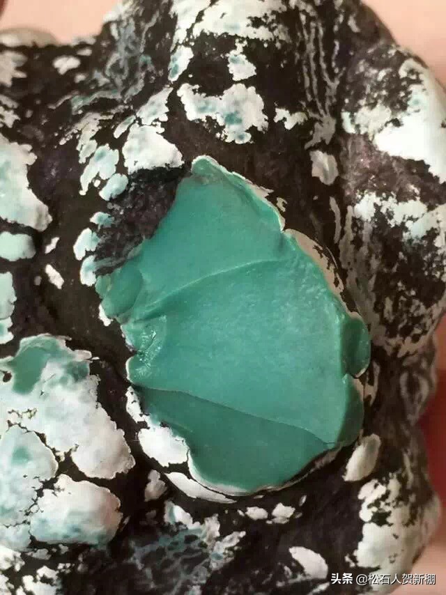 原矿高瓷绿松石是什么意思,绿松石原矿微沁是什么意思