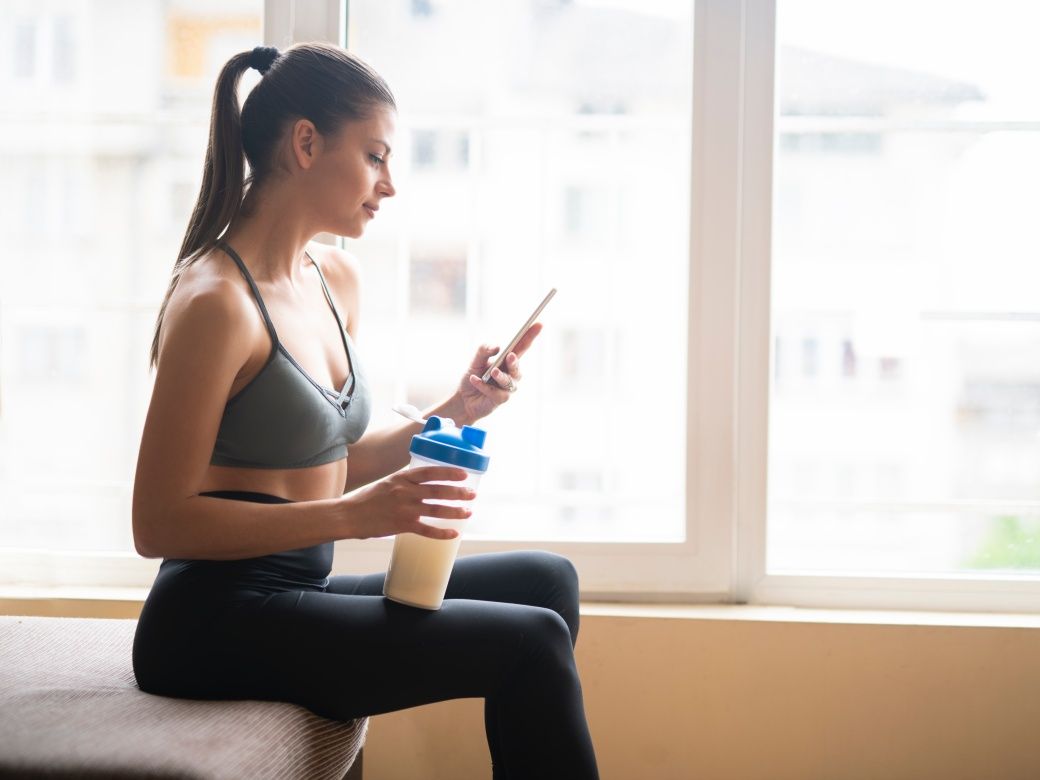 4分钟8项锻炼身体视频教程,居家锻炼全身的动作30分钟健身