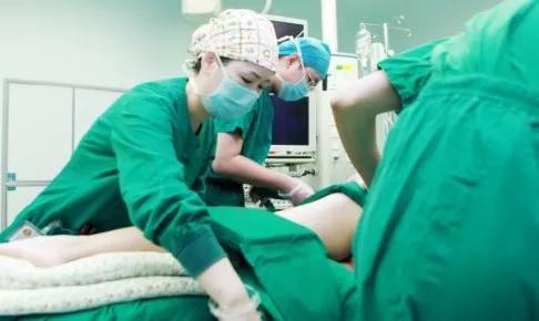总被“拒之门外”？带你揭开手术室的神秘面纱