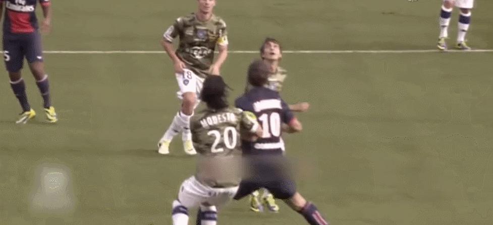 2004年欧洲杯伊布蝎子摆尾,伊布献逆天蝎子摆尾