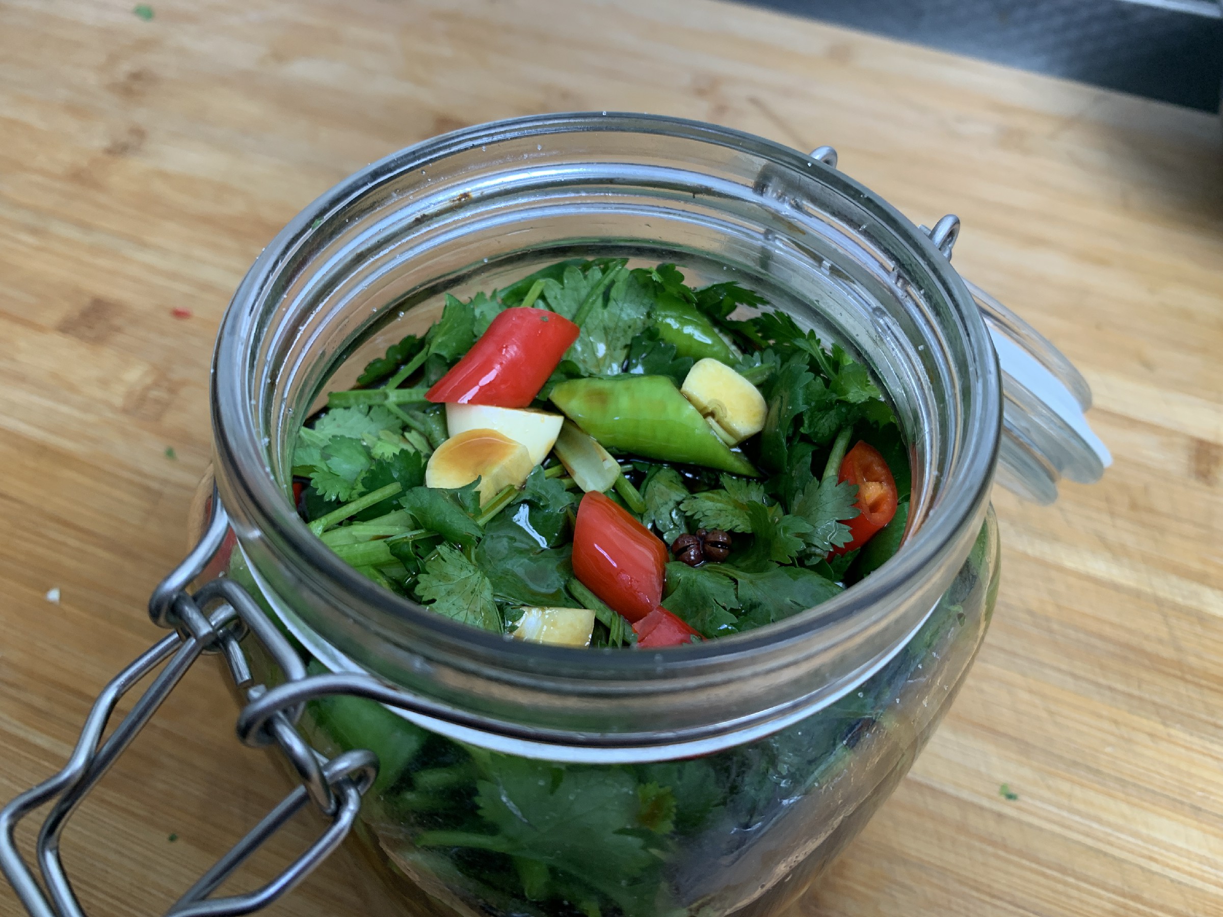 吃不完的香菜放冰箱怎么储存,吃不完的香菜保存最好的方法